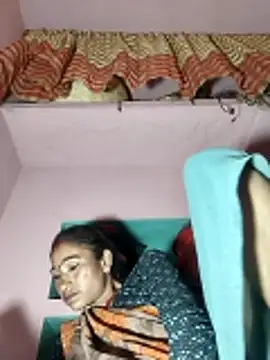 lodhi8080 online show from 04-15-26, 08:54