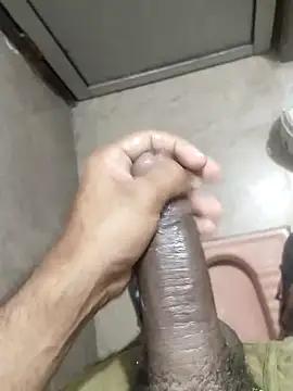 Snapshot of 8inchhere chatting on 02-08-26, 09:07 8inchhere online show from 02-08-26, 09:07