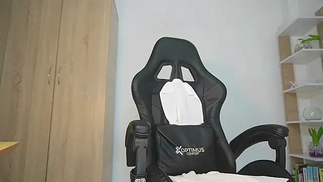 celestes777 online show from 03-26-26, 07:30