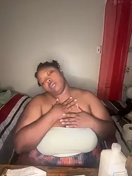 Chocolatebunnyxx96 online show from 03-02-26, 05:08