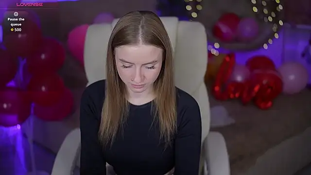 Snapshot of AlexaFleur chatting on 02-05-26, 02:00 AlexaFleur online show from 02-05-26, 02:00