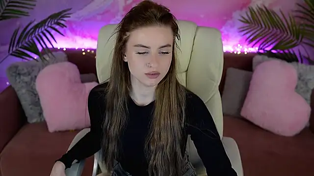 Snapshot of AlexaFleur chatting on 03-18-26, 07:11 AlexaFleur online show from 03-18-26, 07:11