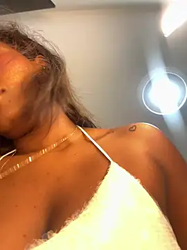 EroticAlana1 online show from 05-23-26, 02:17