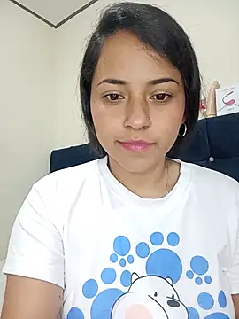 Snapshot of Maliha_21 chatting on 07-14-26, 01:52 Maliha 21 online show from 07-14-26, 01:52