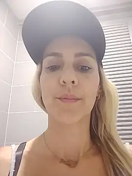 Monita Med online show from 03-23-26, 01:31