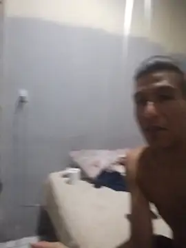 Snapshot of Rodrigohernan19 chatting on 04-11-26, 06:51 Rodrigohernan19 online show from 04-11-26, 06:51