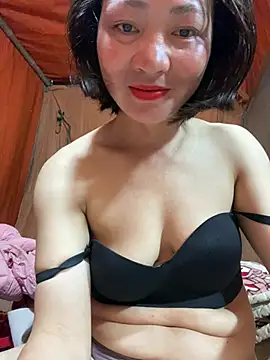 Snapshot of Some-03 chatting on 04-04-26, 02:54 Some-03 online show from 04-04-26, 02:54