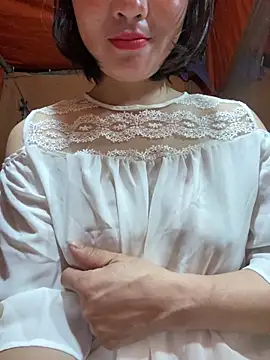 Snapshot of Some-03 chatting on 04-10-26, 02:06 Some-03 online show from 04-10-26, 02:06