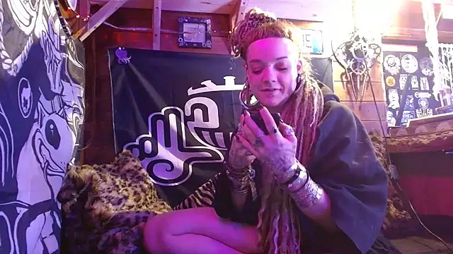 spiralhokkaido23 online show from 03-10-26, 02:22