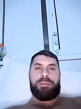 Snapshot of darom85 chatting on 01-07-26, 08:33 darom85 online show from 01-07-26, 08:33