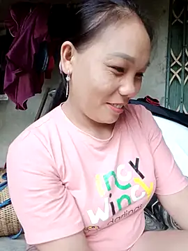 Snapshot of vanvan005 chatting on 07-17-26, 11:28 vanvan005 online show from 07-17-26, 11:28