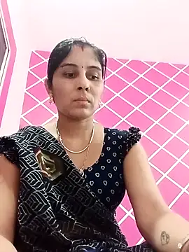 Hot ree85 online show from 03-07-26, 07:27