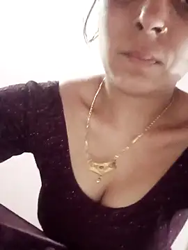 Hot ree85 online show from 05-14-26, 01:29