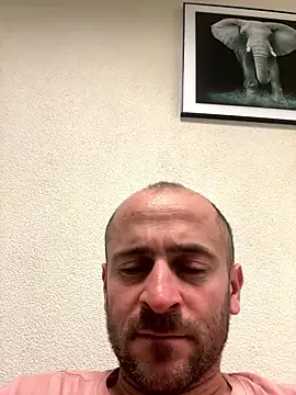 Snapshot of Majestik1 chatting on 01-08-26, 11:18 Majestik1 online show from 01-08-26, 11:18