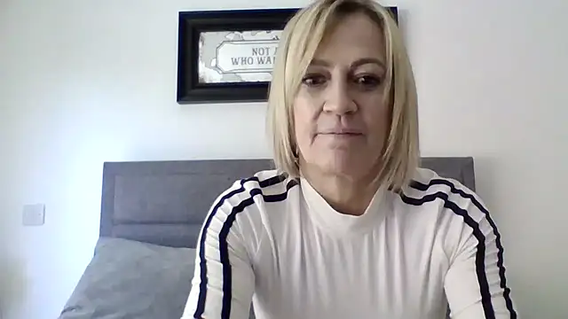 Milfshake227 online show from 03-11-26, 01:39