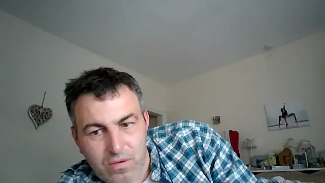 Hakfin666 online show from 06-14-26, 04:25