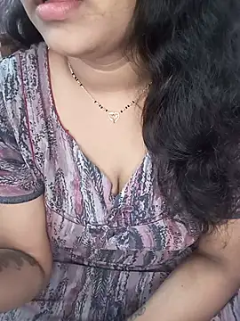Snapshot of Ammu14399 chatting on 07-26-26, 07:59 Ammu14399 online show from 07-26-26, 07:59