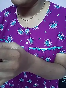 Snapshot of Ammu14399 chatting on 07-30-26, 12:15 Ammu14399 online show from 07-30-26, 12:15
