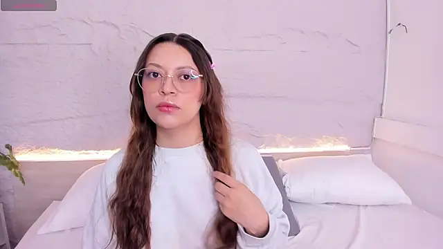 lanna 18  online show from 02-25-26, 11:53