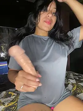 Sofibleaze online show from 03-04-26, 05:46