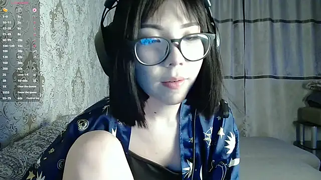 AprilOnilll online show from 03-20-26, 05:07