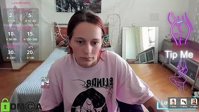 Snapshot of Lily_Viola chatting on 07-14-26, 10:21 Lily Viola online show from 07-14-26, 10:21