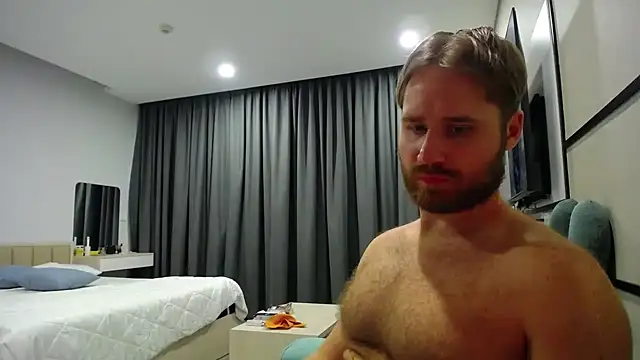 LorenzoLux online show from 04-15-26, 05:31