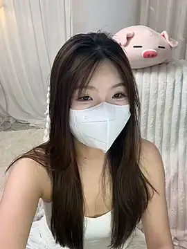  xiaoxinxin  online show from 05-11-26, 01:50
