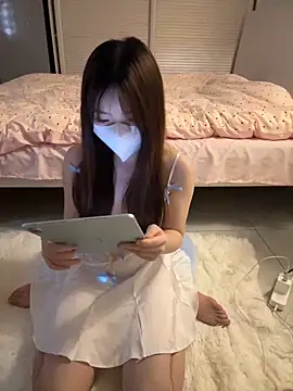  xiaoxinxin  online show from 05-19-26, 02:12