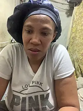 Xsexysnow33s online show from 06-25-26, 10:03