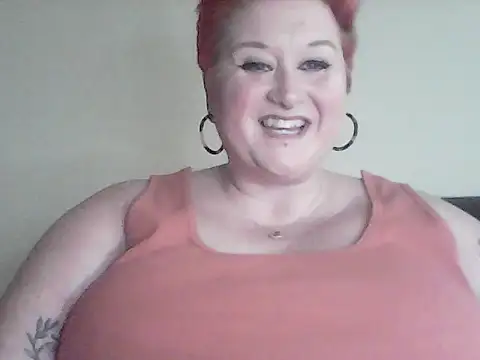 Snapshot of BustyRedxx chatting on 04-24-26, 09:56 BustyRedxx online show from 04-24-26, 09:56