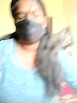 Snapshot of Milky_Julia chatting on 03-22-26, 09:02 Milky Julia online show from 03-22-26, 09:02