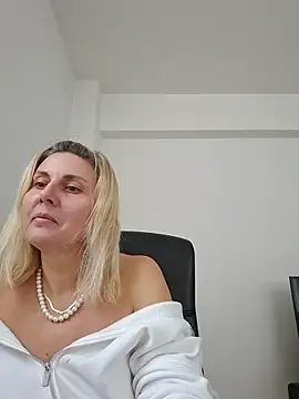 Amelia9798 online show from 02-14-26, 07:38