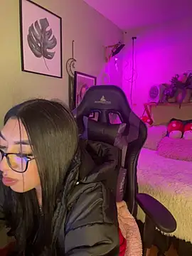 Snapshot of Natsrose chatting on 02-13-26, 01:07 Natsrose online show from 02-13-26, 01:07