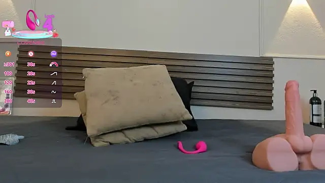 mia gold  online show from 03-31-26, 07:14