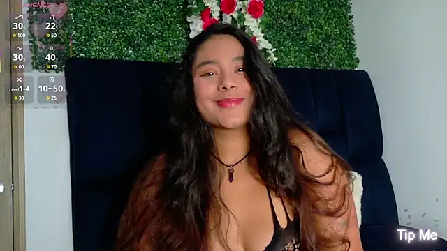 AnnaSmiles online show from 03-17-26, 04:43