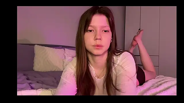 Snapshot of karalinhks chatting on 03-11-26, 09:54 karalinhks online show from 03-11-26, 09:54