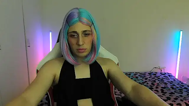 HoneyValentine online show from 03-15-26, 08:04