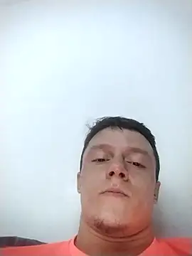 RAFAELQUINTEROSCAVALHEI online show from 01-18-26, 10:24