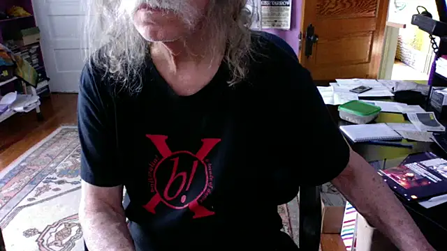 LickYourYoni online show from 05-21-26, 08:27