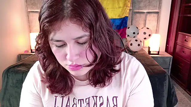 Snapshot of azul_veraa chatting on 06-25-26, 12:31 azul veraa online show from 06-25-26, 12:31