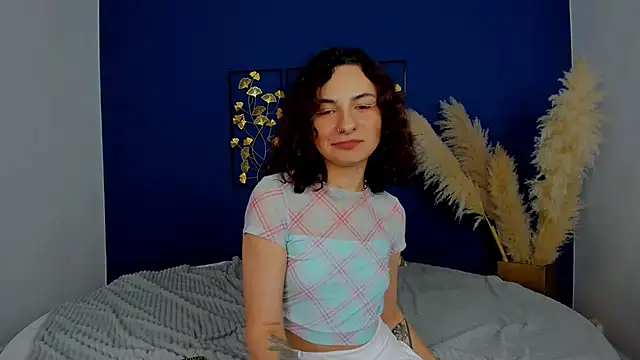 Snapshot of RIANA_SI chatting on 03-06-26, 09:06 RIANA SI online show from 03-06-26, 09:06