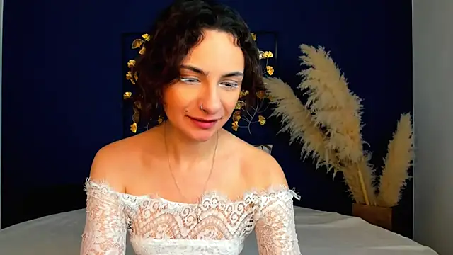 Snapshot of RIANA_SI chatting on 03-08-26, 03:27 RIANA SI online show from 03-08-26, 03:27