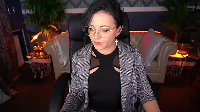 Dafni Monn online show from 05-26-26, 05:36