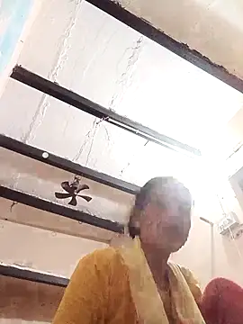 Hasmi hot09 online show from 03-18-26, 04:54