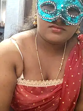 Snapshot of divyasree1431 chatting on 02-15-26, 05:59 divyasree1431 online show from 02-15-26, 05:59