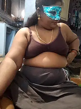 Snapshot of divyasree1431 chatting on 02-16-26, 05:14 divyasree1431 online show from 02-16-26, 05:14