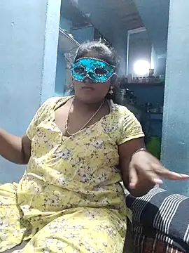 Snapshot of divyasree1431 chatting on 02-17-26, 09:28 divyasree1431 online show from 02-17-26, 09:28