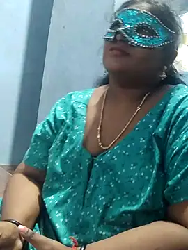 Snapshot of divyasree1431 chatting on 03-01-26, 12:07 divyasree1431 online show from 03-01-26, 12:07