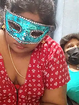 Snapshot of divyasree1431 chatting on 03-07-26, 05:54 divyasree1431 online show from 03-07-26, 05:54